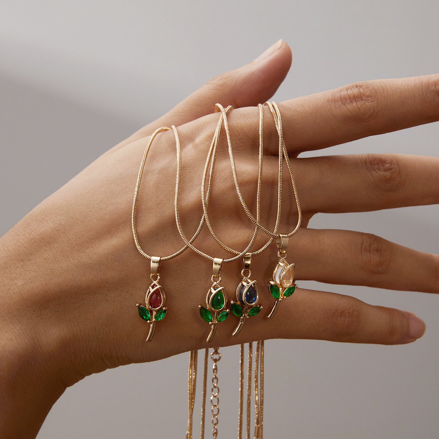 Elegant Tulip Necklace For Women - Be Fatima 