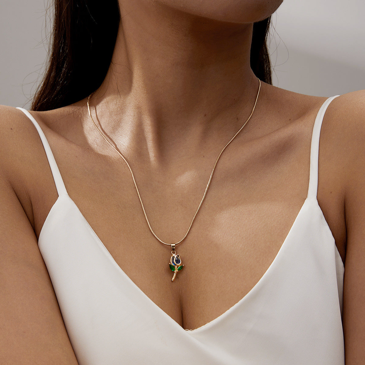 Elegant Tulip Necklace For Women - Be Fatima 